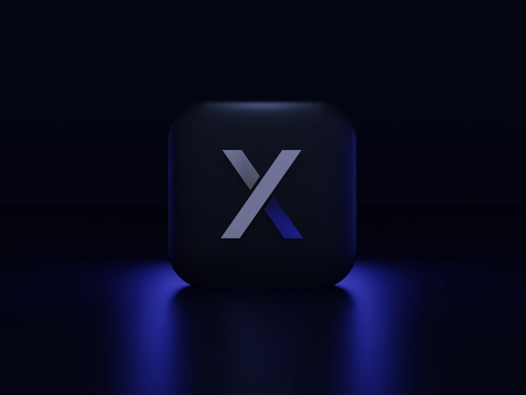 X 官方正式推出獨立通訊 App「X Chat」，強化社群私訊與即時互動體驗