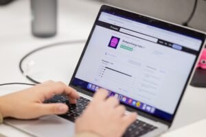 Converse 廣告誤踩地雷,私刑意象引爆社群怒火後品牌急滅火